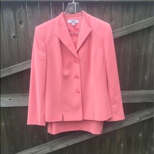 LE SUIT Coral skirt suit